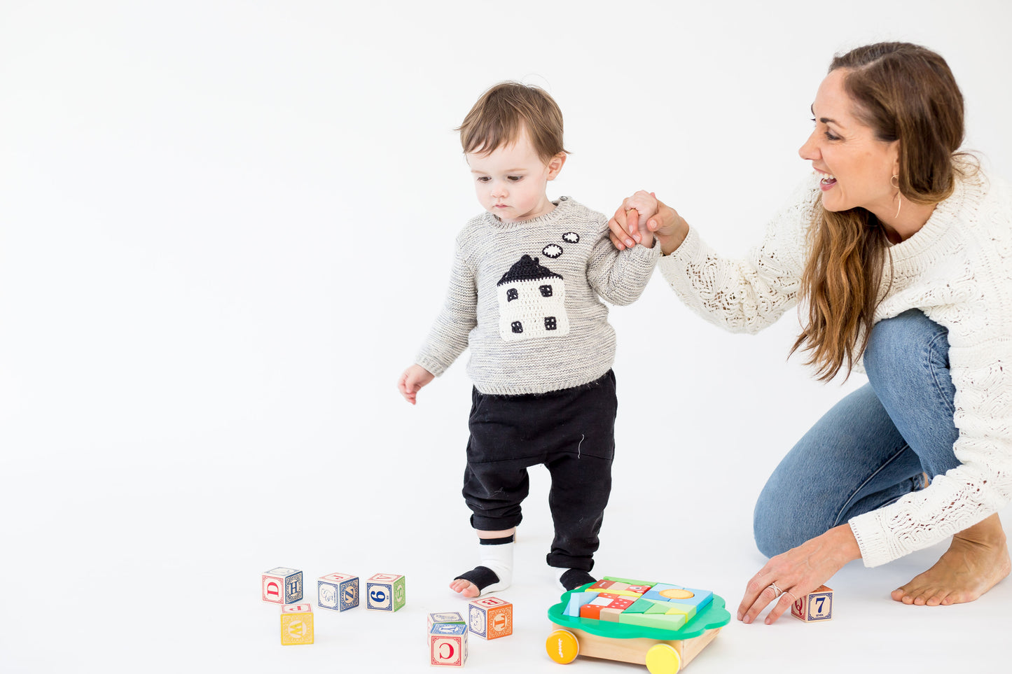 Baby gripper seamless socks - white for early walkers