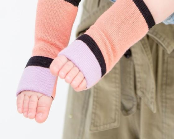 Baby gripper seamless socks - Peach, cotton rich. The only socks  that allow to cover or uncover toes