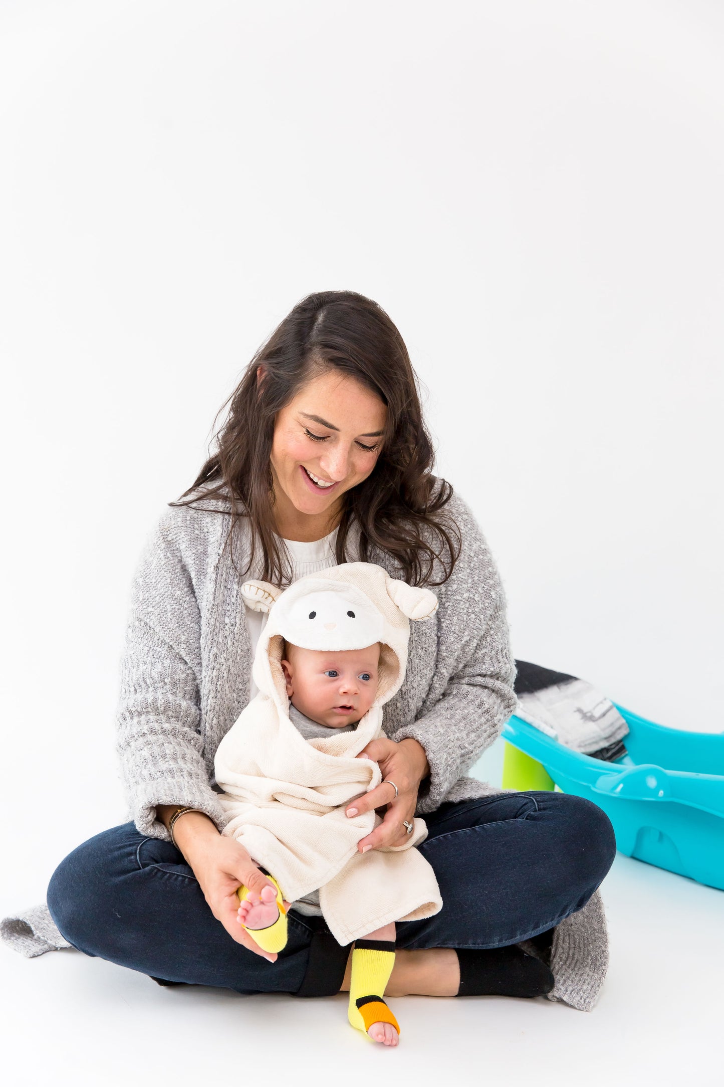 Newborn socks for allow you to cover or uncover toes