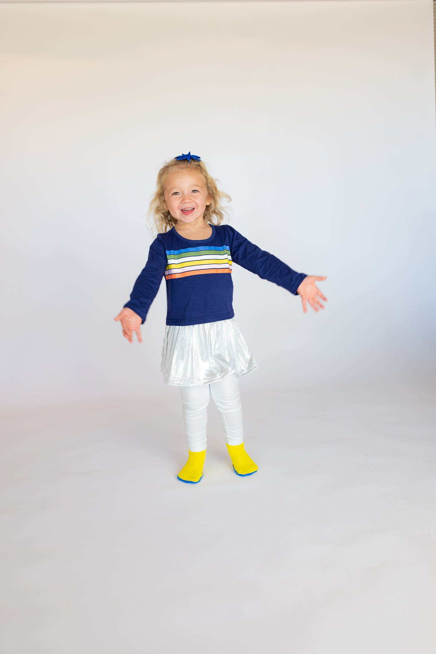 Toddler  Seamless Gripper Socks - Yellow and Blue