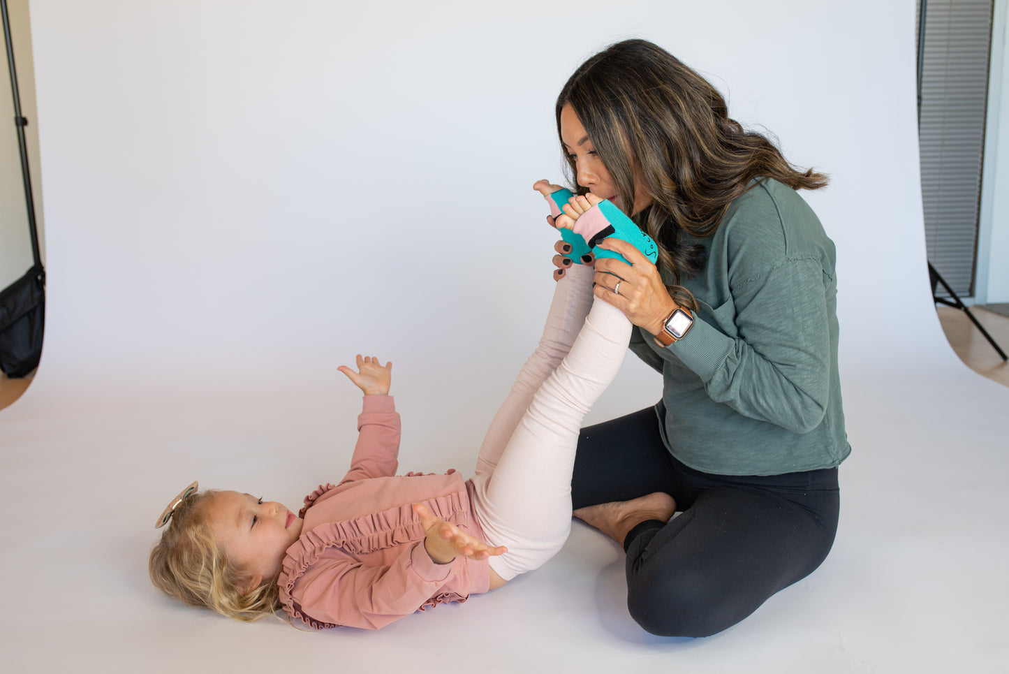 Toddler Seamless Gripper Socks - Teal